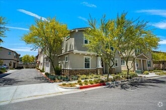 Building Photo - 17111 Zion Dr