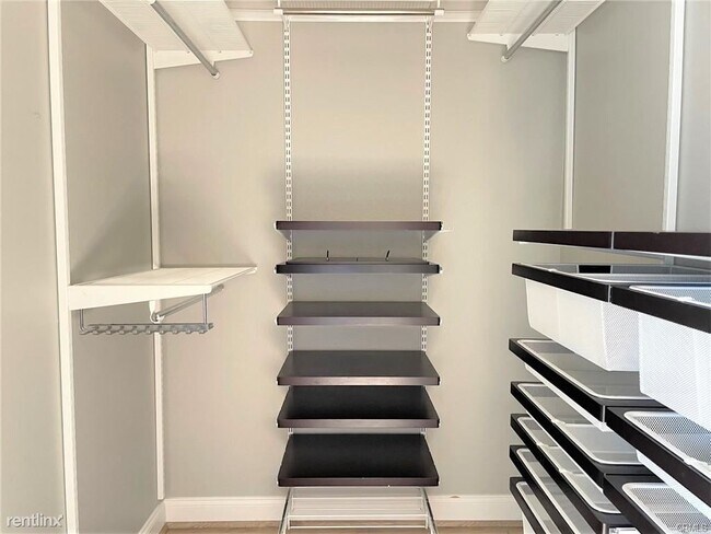 Foto del edificio - 3 br, 2.5 bath House - 380 Plaza Estival