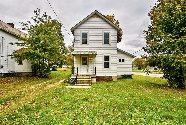 Building Photo - 18706 5th St