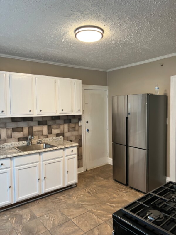 200 St, Hartford, CT 06112 Room for Rent in Hartford, CT