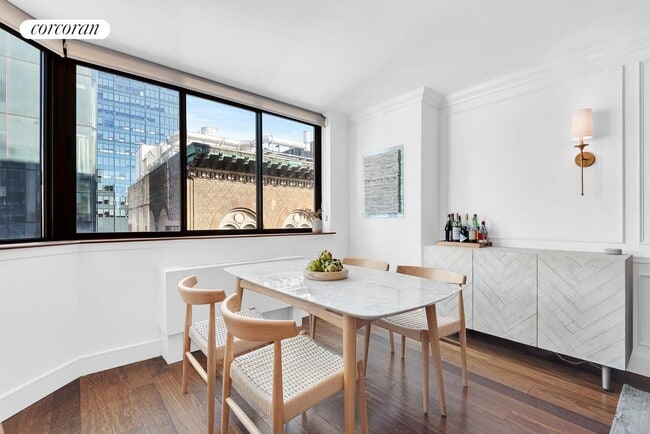 Foto del edificio - 280 Park Ave S