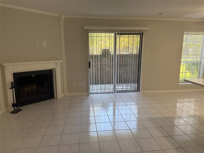 Building Photo - 2120 El Paseo St