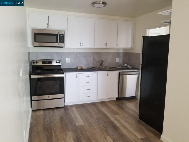 Foto del edificio - 420 Golden Gate Ave