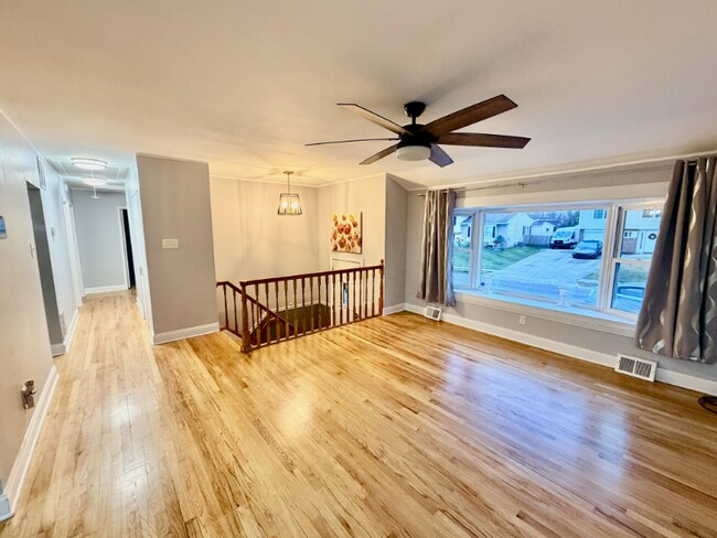 Foto del edificio - 256 S Dillwyn Rd