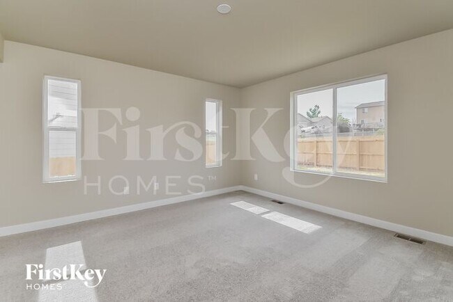Building Photo - 10141 Luneth Dr