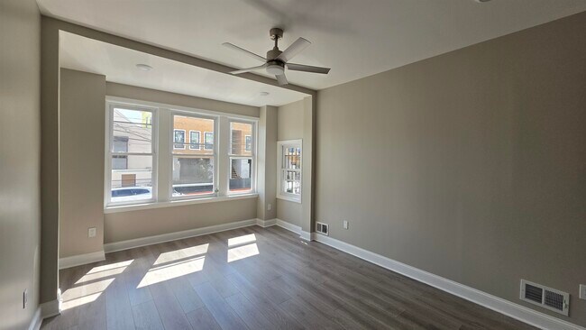 Foto del edificio - 218 Dwight St
