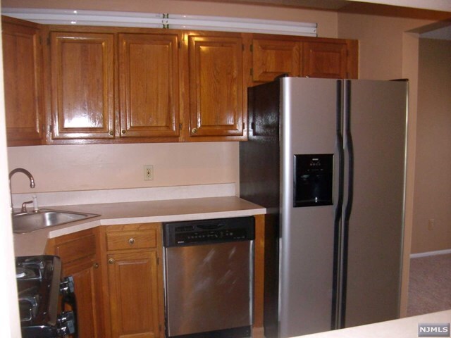 Foto del edificio - 1146 Sycamore Ln