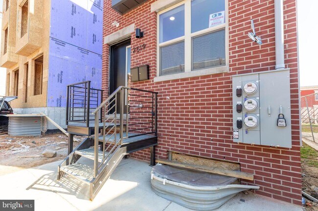Building Photo - 2531 N Hancock St