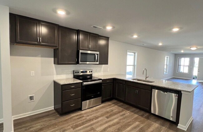Foto del edificio - 27982 Chalmers Cir