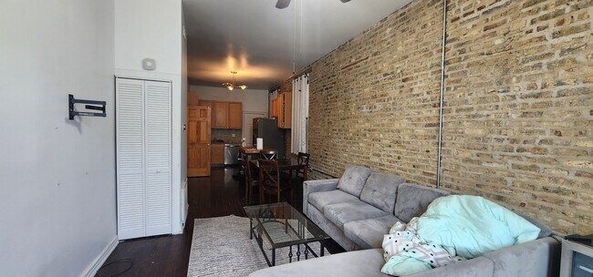 Foto del edificio - 1224 N Cleaver St