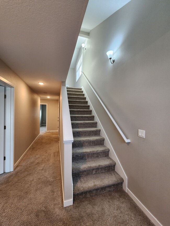 Building Photo - REDUCED RENT FOR AN 18-MONTH LEASE!!                                                             ...