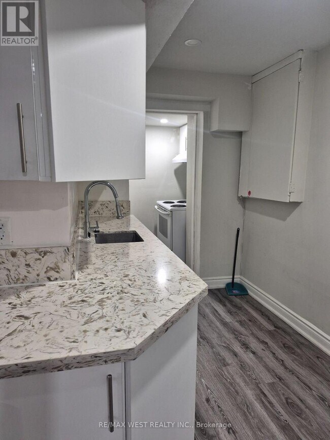 Photo du bâtiment - 28 Pennsylvania Ave