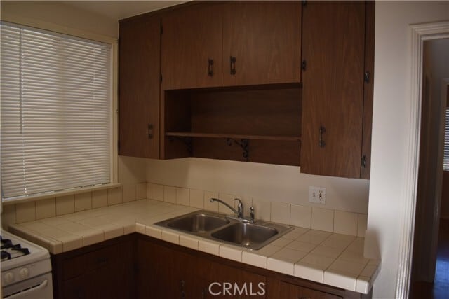 Foto del edificio - 673 N Rosemary Ln