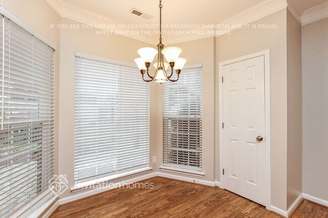 Foto del edificio - 118 Garden Gate Ln