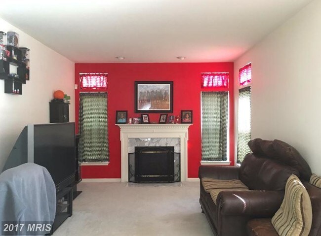 Building Photo - 11686 Doral Ct
