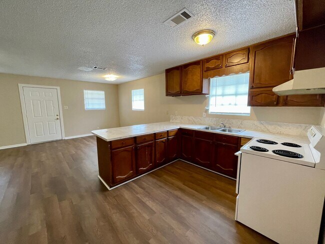 Foto del edificio - 2821 Pearl Ave