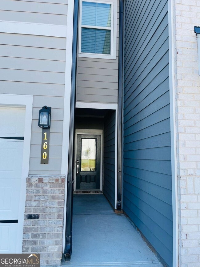 Building Photo - 160 Founders Dr