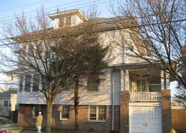 Primary Photo - 1 S Delancy Pl
