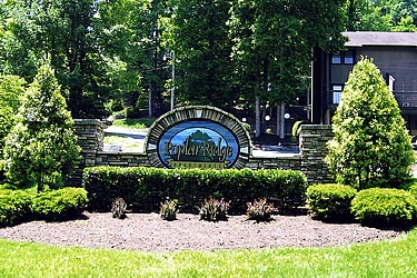 Building Photo - Poplar Ridge Apartments