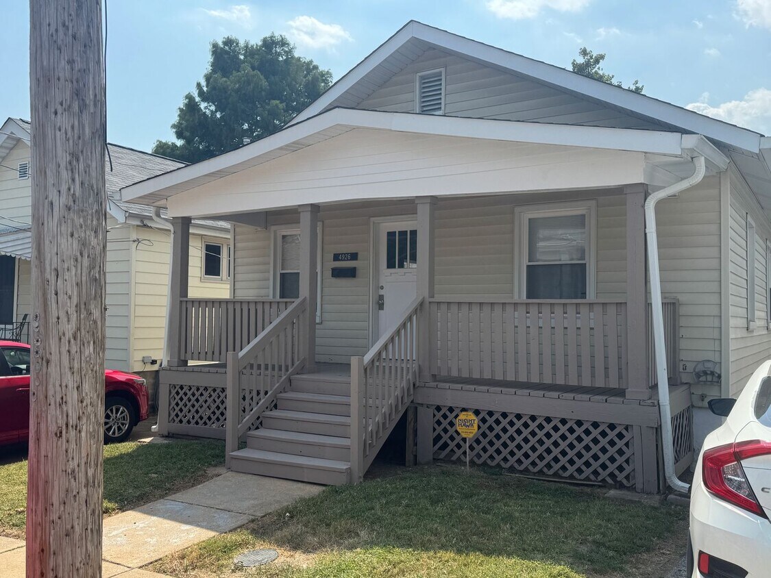 Foto principal - 3 Bedroom and 1 Bath Home With Recent Updates
