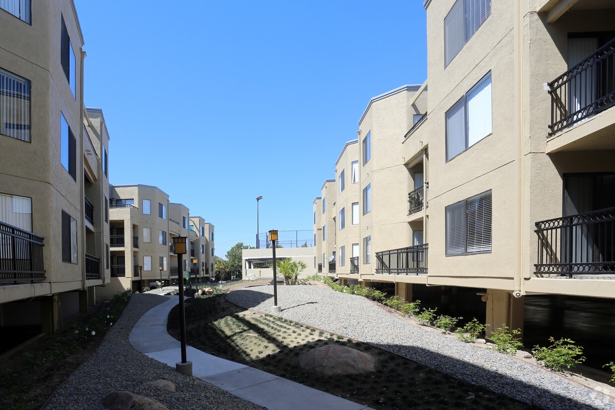 The Artisan Residences at Bella Terra Apartments in Huntington Beach