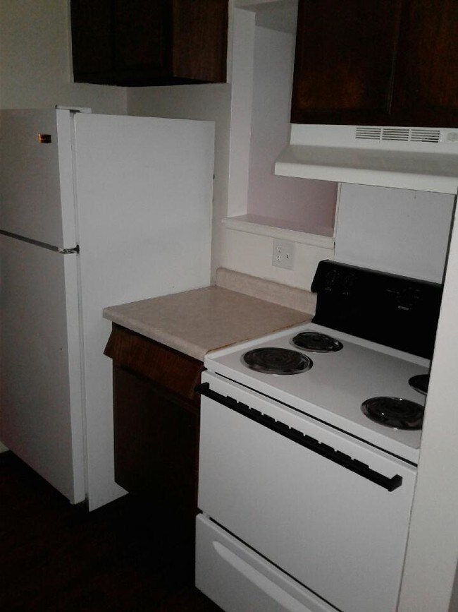 Building Photo - 3121 Southfield Dr