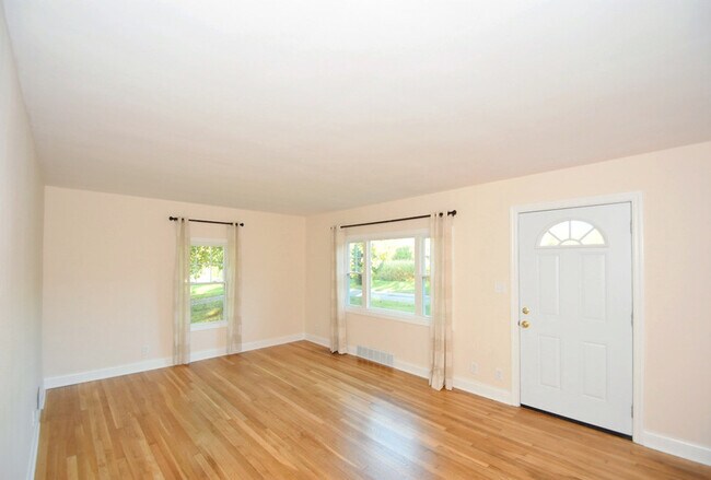 Foto del edificio - 1400 St Michaels Ave