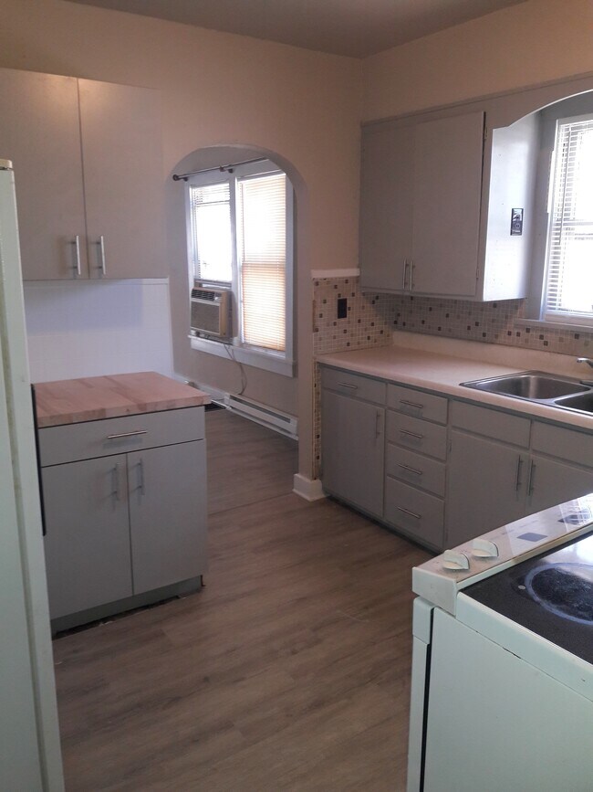 402 Henry St, Festus, MO 63028 House Rental in Festus, MO