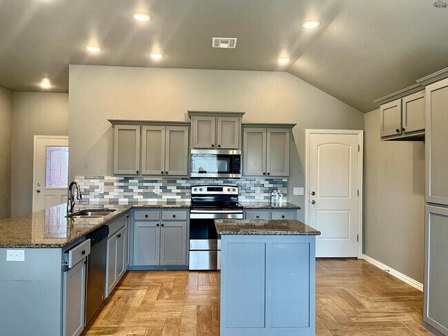 Foto del edificio - 5021 Olivia Ln