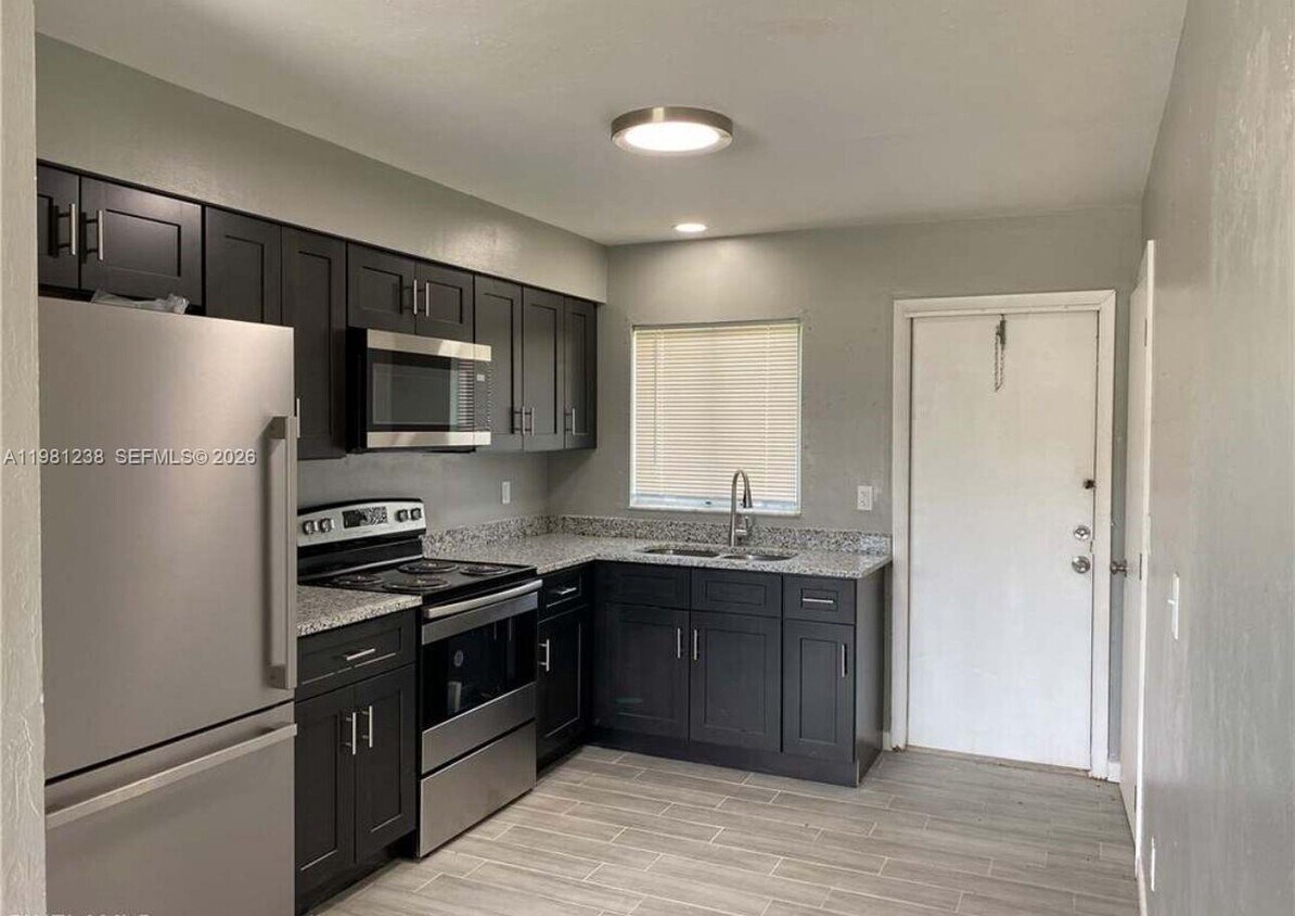 Foto del edificio - 138 Gordon Ave S