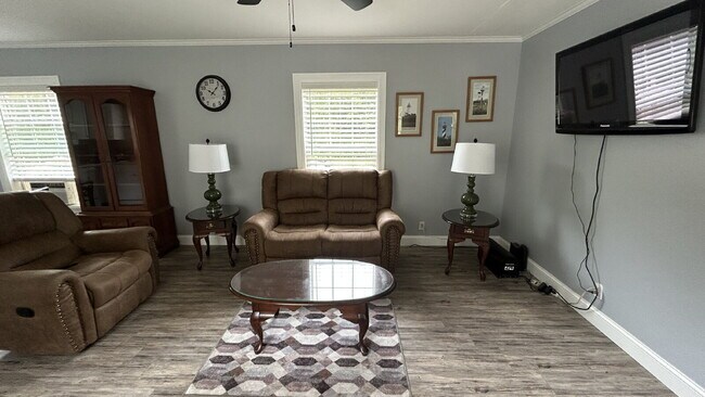 Foto del edificio - A rare find! Quiet country living in a single-level, 3 bed/2 bath home in Kennebunk!