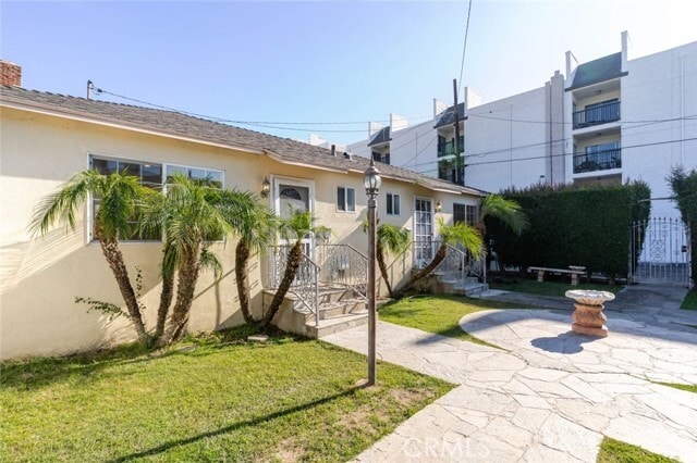 Foto del edificio - 320 E Dryden St