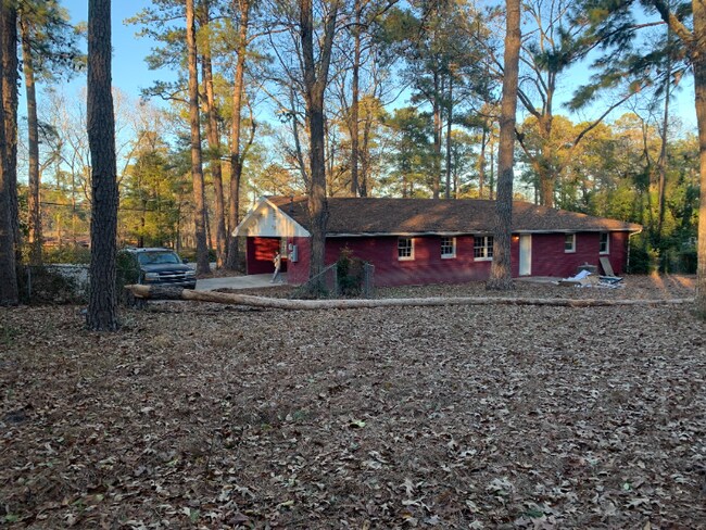 Building Photo - 141 Wall St