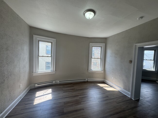 Foto del edificio - 514 Harrison Ave