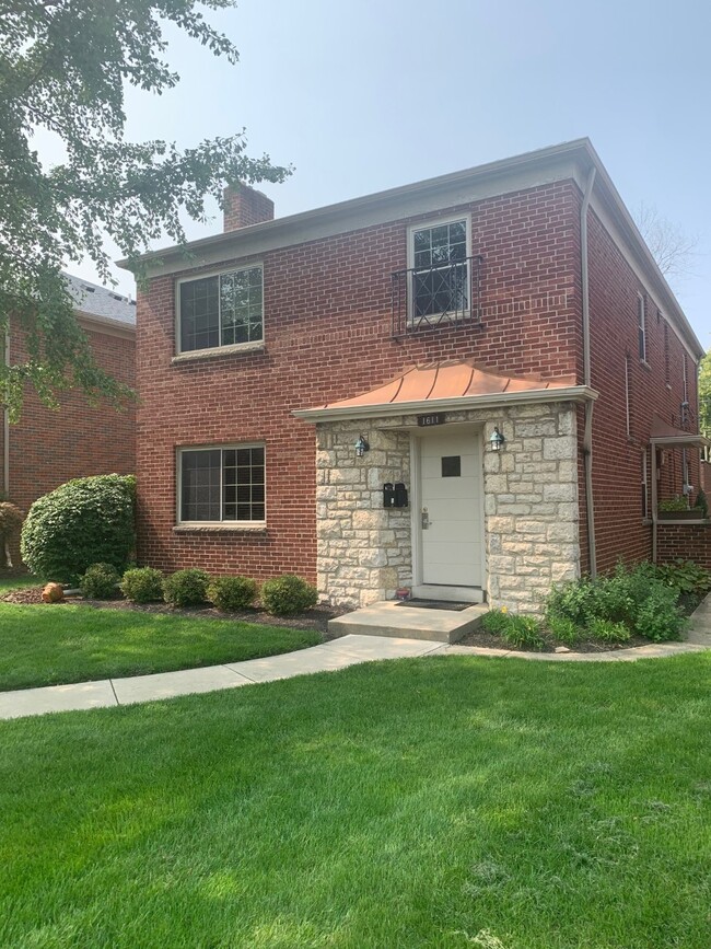 Building Photo - 1611 Grandview Ave