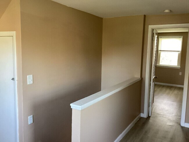 Building Photo - 4536 Waymire Ave 3BR/1BA (Dayton)