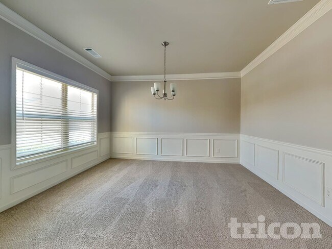 Foto del edificio - 208 Evergreen Way