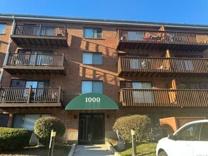Building Photo - 1317 Harbor View Dr