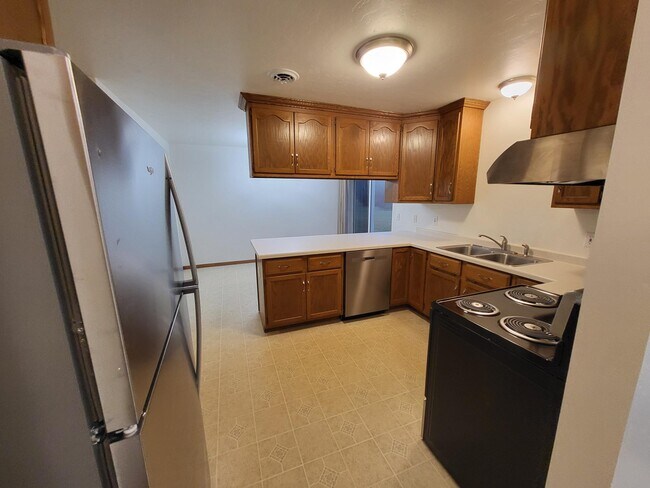 Foto del edificio - 4944 Rosewood Ct