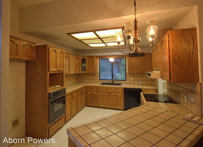 Building Photo - 3 br, 2.5 bath House - 5020 Agate Ct