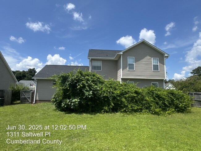 Foto del edificio - 1311 Saltwell Pl