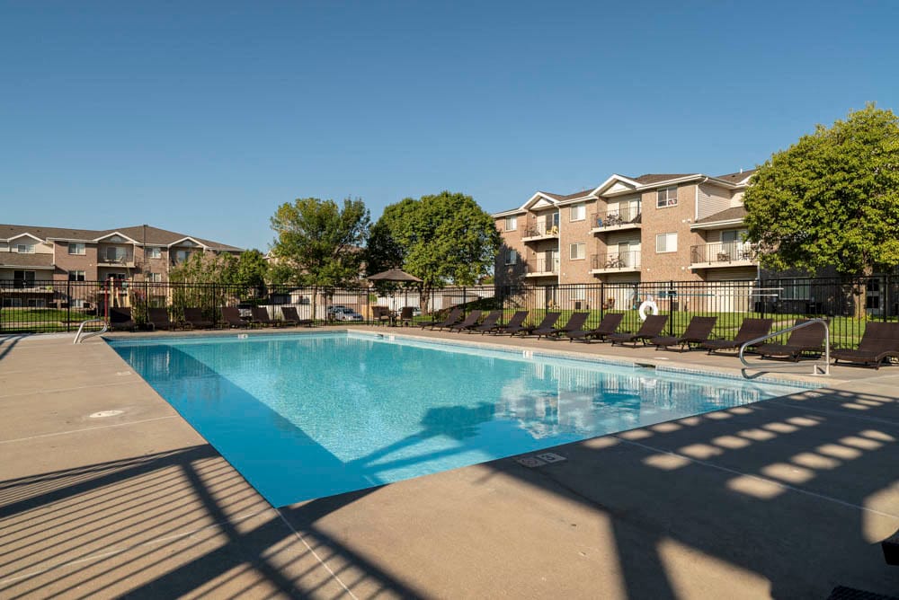 Highland View Apartments 4441 N 1st St Lincoln, NE Apartments for