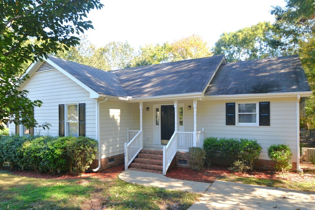 1108 Clifford Dr House Rental in Durham, NC