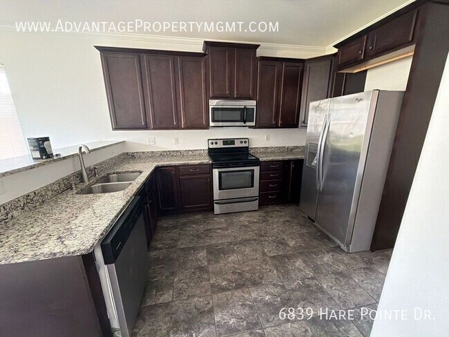 Foto del edificio - 6839 Hare Pointe