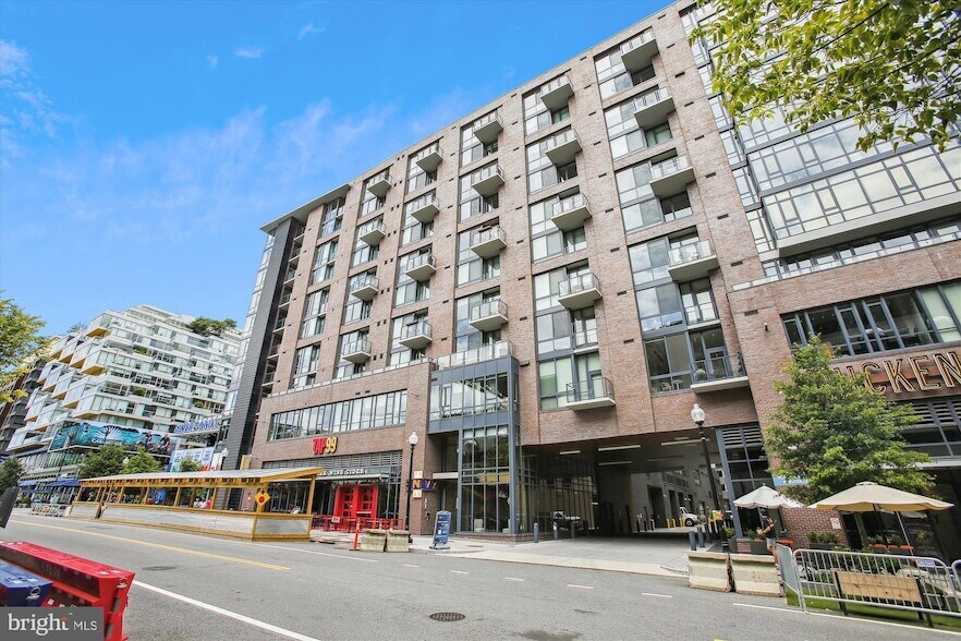 Foto principal - 70 N Street SE Unit N814