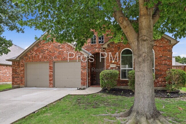 Building Photo - 2432 Chesterwood Dr
