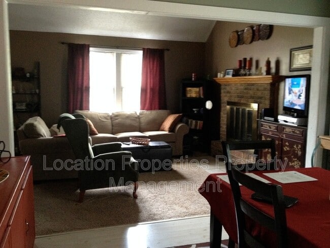 Foto del edificio - 331 Clayton Ct