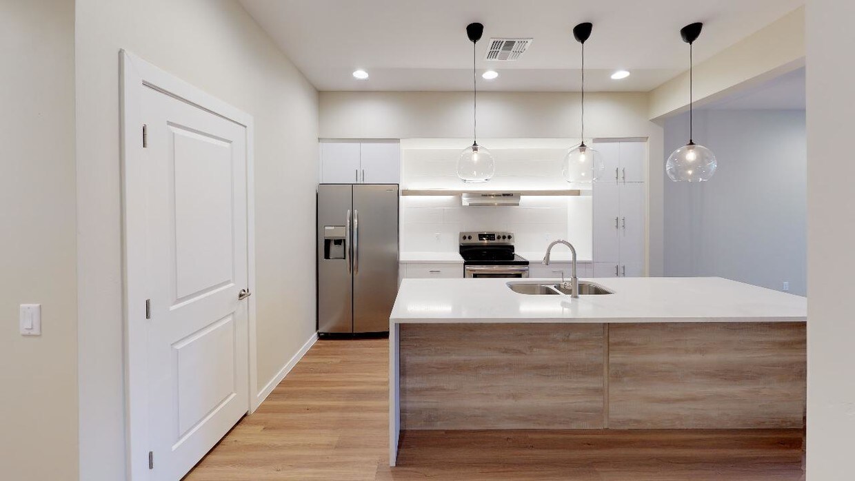 Photo - The Hardy Tempe Townhome Living