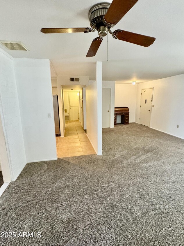 Primary Photo - 10008 W Riviera Dr