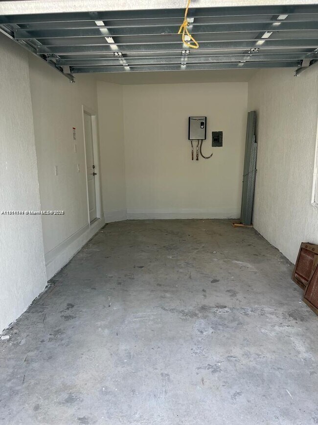 Building Photo - 28511 SW 134th Ct